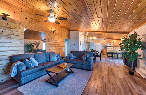 Indian River Cabin | Anni's Cottage, Free Wi-Fi and Air Conditioning