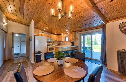 Indian River Cabin | Anni's Cottage, Free Wi-Fi and Air Conditioning