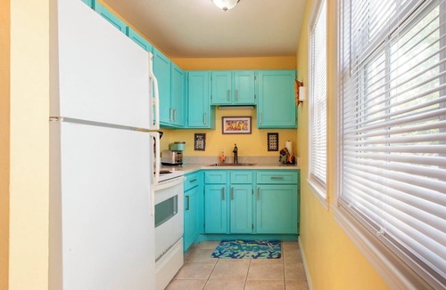 Truman Annex Condo | Annie's Hideaway