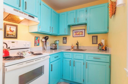 Truman Annex Condo | Annie's Hideaway