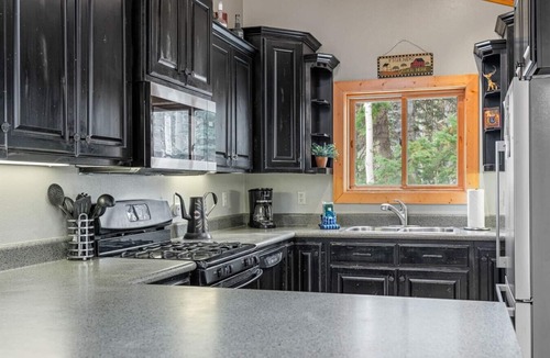 Steam Engine Meadows Cabin | Aoki Michi Retreat! Cabin in Brian Head!