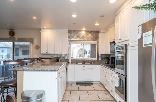 Moovalya Keys House | Apache Fyre, Canal Front Dock, Moovlaya Keys