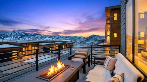 Hideout House | Apex Ridge Retreat by AvantStay