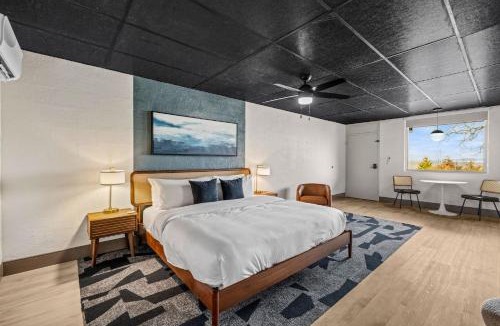 Prairie Creek Hotel | Arka Motel