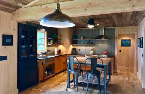Lutsen Cabin | Artisan-crafted Magic on Lake Superior