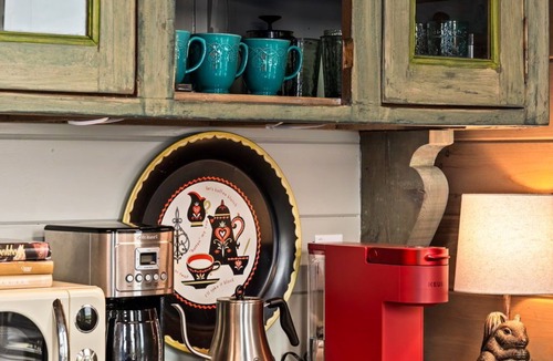Ellijay Cabin | Artist-Designed Mountain Lodge w/Views, Hot Tub, Firepit & Game Room