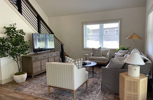 Hamilton House | Ashling Acres