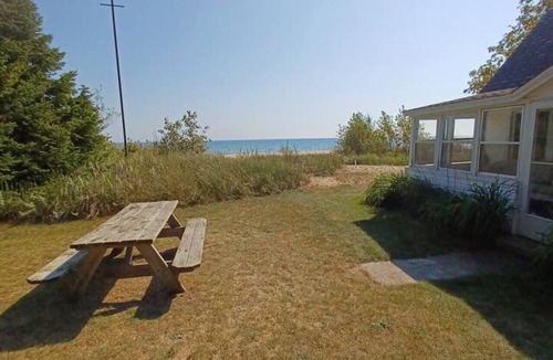 Oscoda Cabin | At Peace - Lakefront