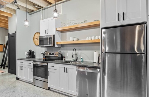 Canal Park Condo | Aurora Black | The Brix | Pool in Canal Park!