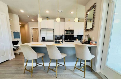 McNeil Apartment | Austin Group Ready 2BR | Near Domain | Gym & Pool