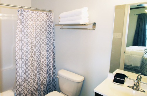 Lake Charles House | Awesome Location 2 Bedroom 2.5 Bath/511B