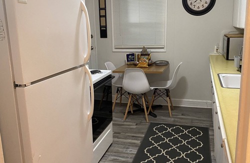 Harters Heights House | Awesome Unbeatable 5-Star Location…walk to ND in 10 minutes!