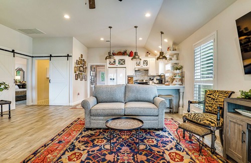 Argyle House | Backyard Bungalow w/Pool & Country Views