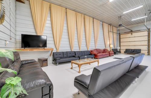 Barbeau Apartment | Barbeau Studio w/St Mary’s River Views!