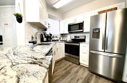 Ocean Side Village Condo | Barefoot Elegance @ Beach Club w/King Bed