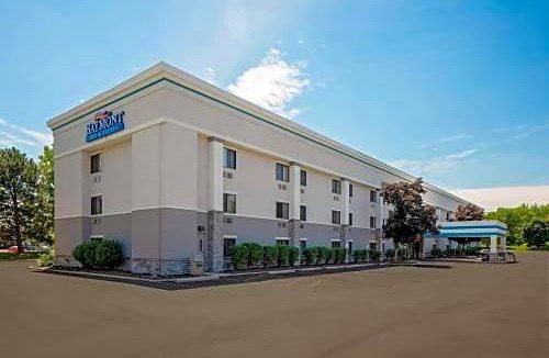 Romulus Hotel | Baymont by Wyndham Detroit Airport/Romulus