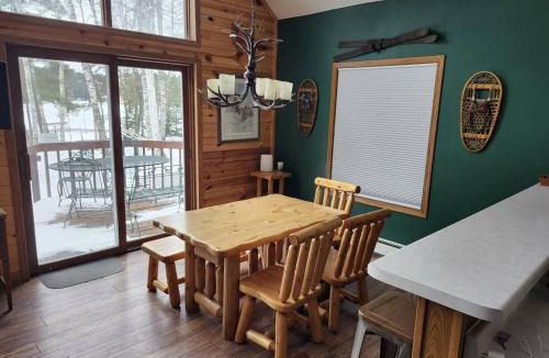 Mercer House | Bayview 1 Cabin