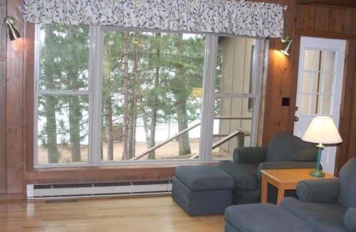 St Germain House | Bayview Resort Sunset Lookout Cabin 6