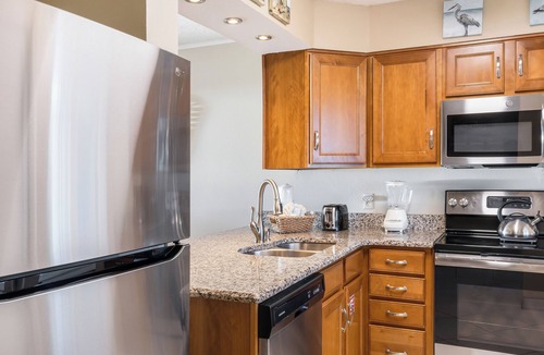 Holiday Isle Condo | Beach Happy Vibes & Sunset Smiles – Islander 717