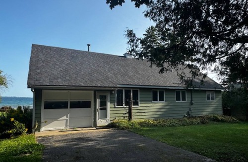 Mackinaw City House | Beachfront Cabin on Straits of Mackinac
