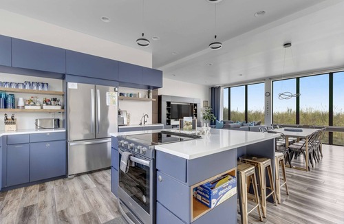 Tierra Del Mar House | Beachfront designer paradise with amazing ocean view hot tub and shuffleboard