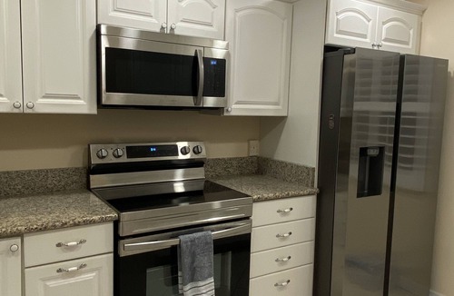Hutchinson Island South Condo | Beachfront Getaway Just Steps from the Sand!
