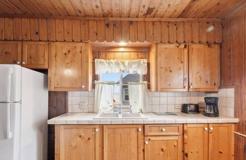 Greenbush House | Beachside Cottages for Groups- Sleeps up to 40!