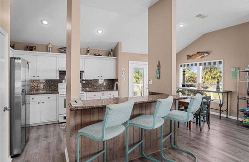 Indian Beach House | Beachview | Fire Pit | Cargo Lift | Pet-Friendly | Steps to Shore
