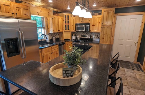 Alanson Cabin | Bear Cabin UpNorth MI at its best! Waterfront Hottub Firepit
