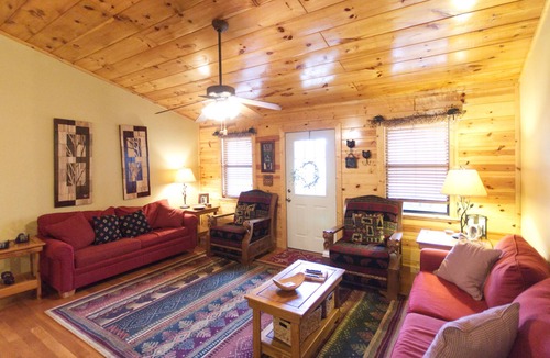 Hiawassee Cabin | Bear Necessities 2/2 cabin private location close to Helen. NO HOT TUB
