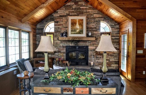 Hazelhurst House | Bearskin Peninsula Su