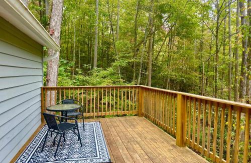 Fairview Apartment | Beary Cozy