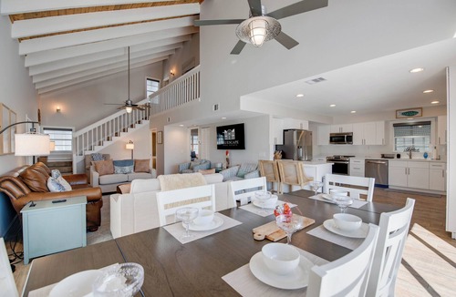 Cutthroat Harbor Estates House | Beautiful 3BR/3BA Canal Home with Pool, Modern Upgrades, Dock for 28' Boat, Fenced Backyard