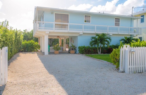 Islamorada House | Beautiful 4/3, pool home in lovely White Marlin beach, Islamorada, FL