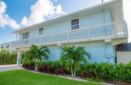 Islamorada House | Beautiful 4/3, pool home in lovely White Marlin beach, Islamorada, FL