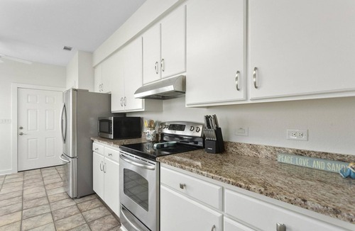 Toilla Segunda House | Beautiful 4 Bedroom home just steps to the beach/Sleeps 10!