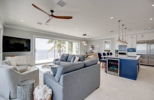 Big Pine Key House | Beautiful 5 bedroom 5.5 bath with stunning views and pool