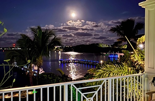 Key Largo House | Beautiful bay home with one-of-a-kind water view, pool,spa, an a private pier.