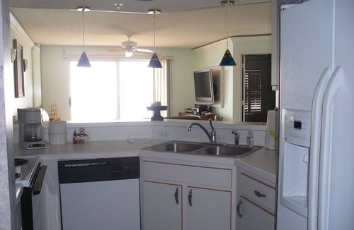 Seawinds Condo Condo | Beautiful Beachside Condo in Ormond-by-the-Sea