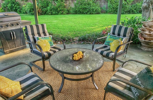 South Baton Rouge House | Beautiful botanical 4-bedroom 2 bath house in peaceful Baton Rouge neighborhood