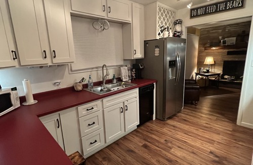 Lakewood Cabin | Beautiful cottage on lakefront with direct access to ATV/UTV/Snowmobile Trails.