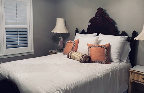 Marshall House | Beautiful farm setting near Marshall, Hallsville, Longview, Jefferson,Caddo Lake