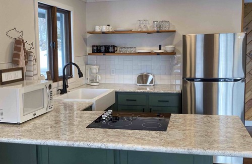 Iron River Cottage | Beautiful Lakeside Cottage on a Quiet Lake
