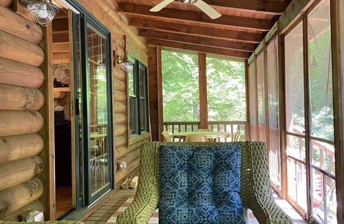 Saugatuck Cabin | Beautiful Log Lake Cabin- Saugatuck