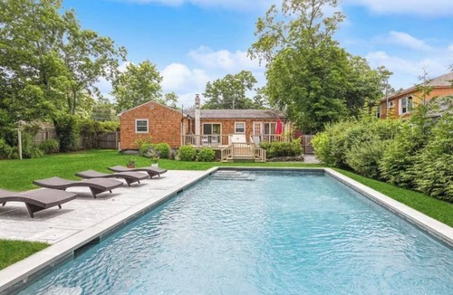 Sag Harbor House | Beautiful Sag Harbor Retreat Close to Village & Beaches