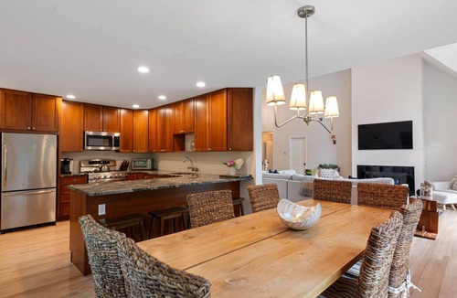 Tuckahoe House | Beautiful Southampton Home With Pool, Close to Shinnecock Hills Golf Club,.
