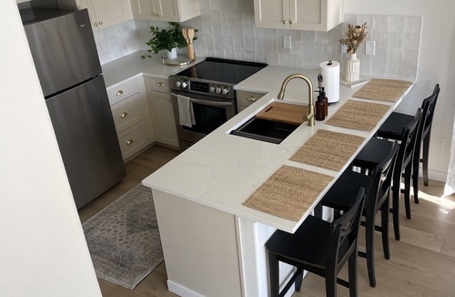 Rock Creek House | Beautifully remodeled full house close to restaurants and food carts.