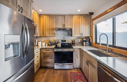Olympic Valley House | Beautifully Updated 3 Bedroom in Olympic Valley