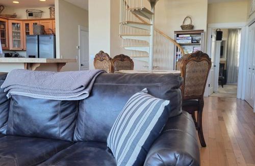 Oceanside House | BelleVueVilla
