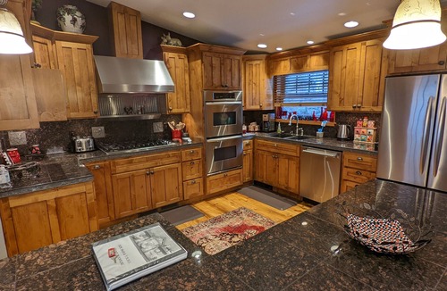 Crooked River Ranch House | Bend Country 4 BR/3 Bth, Amazing 9 Mt View, 9 acre, Peaceful Getaway